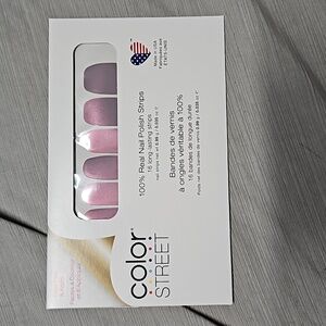 Color Street Nail Strips in 'Dove Me Not'